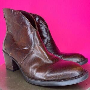Born Crown Bayleigh Brown Leather Block Heel Western Ankle Boots US 6